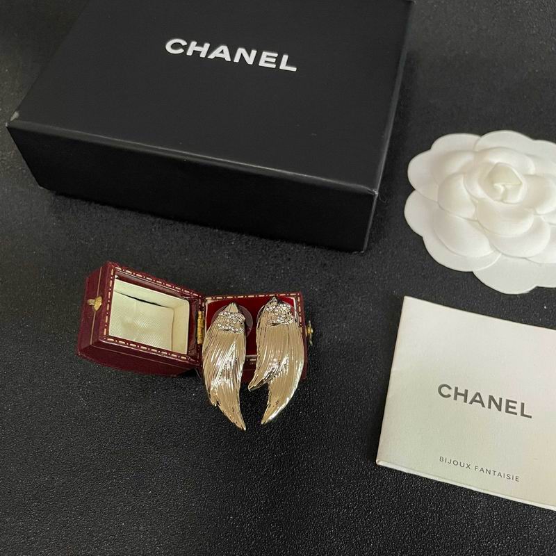 Chanel Earring 04yxs330